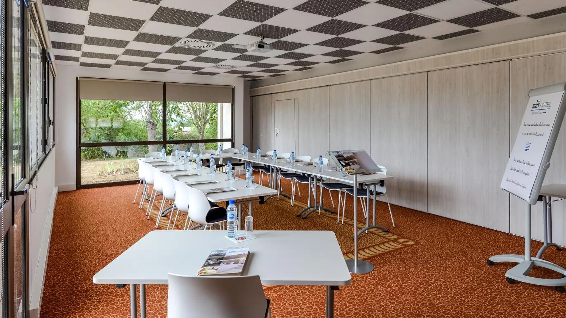 Brit Hotel Rennes Cesson
